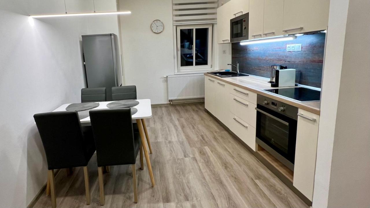 Ella Appartement Марианске-Лазне Экстерьер фото